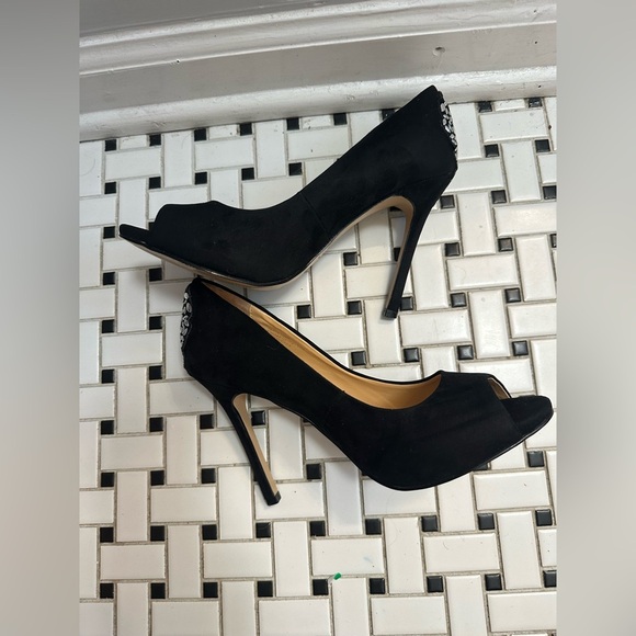 Badgley Mischka Black Peep Toe Heels - Picture 3 of 5